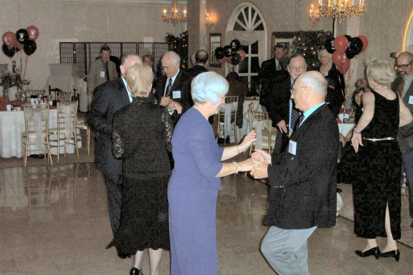 55reunionGrande03.jpg