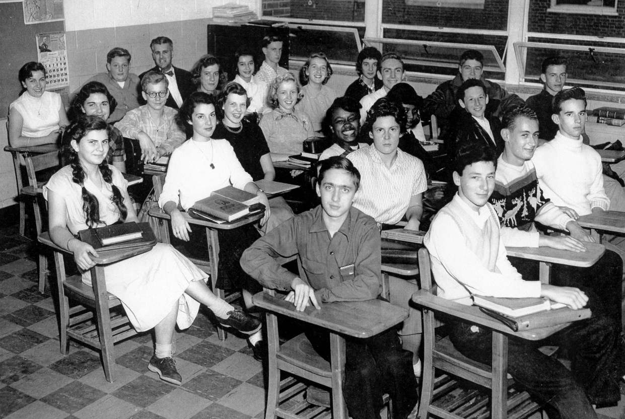 TWRMrWrays10thGradeHomeroom.jpg